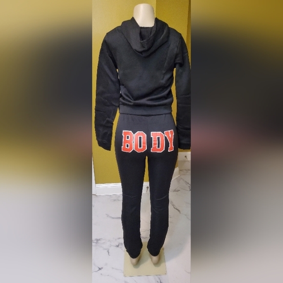 Two-piece (BODY)BLACK - Picture 2 of 9